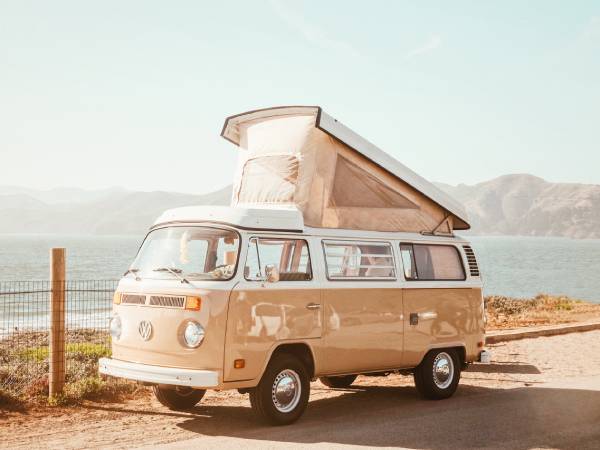 VW Bus zum Womo umgebaut